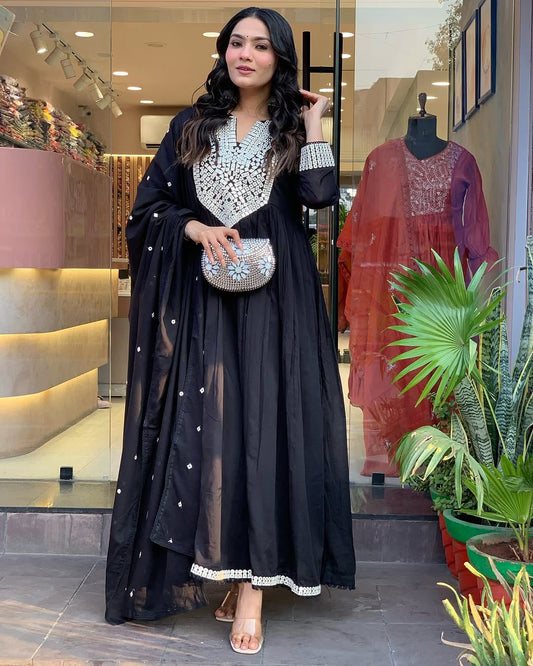 Beautiful Cotton Anarkali Kurti Set
